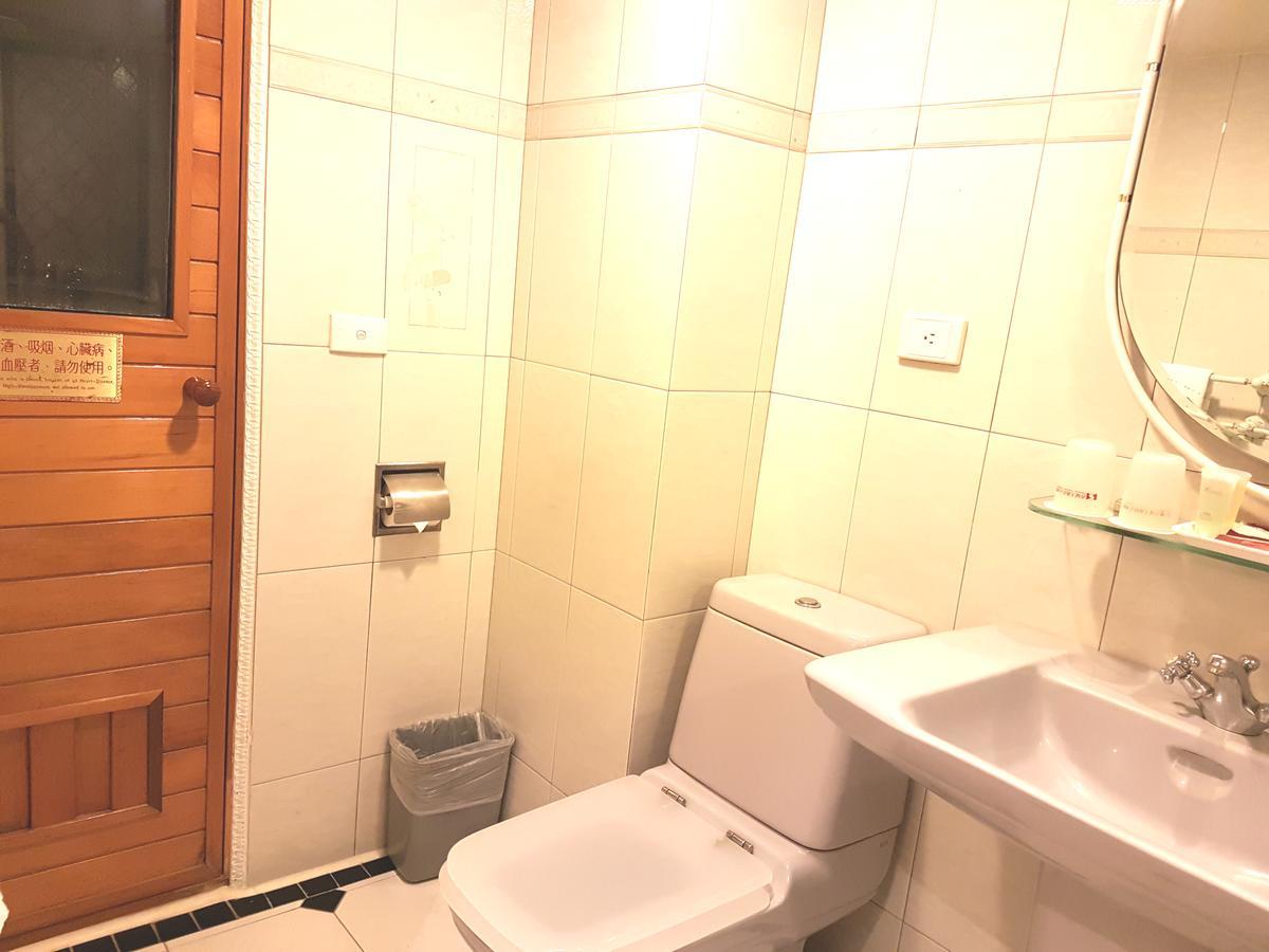Charming Castle Hotel Đài Bắc Ngoại thất bức ảnh