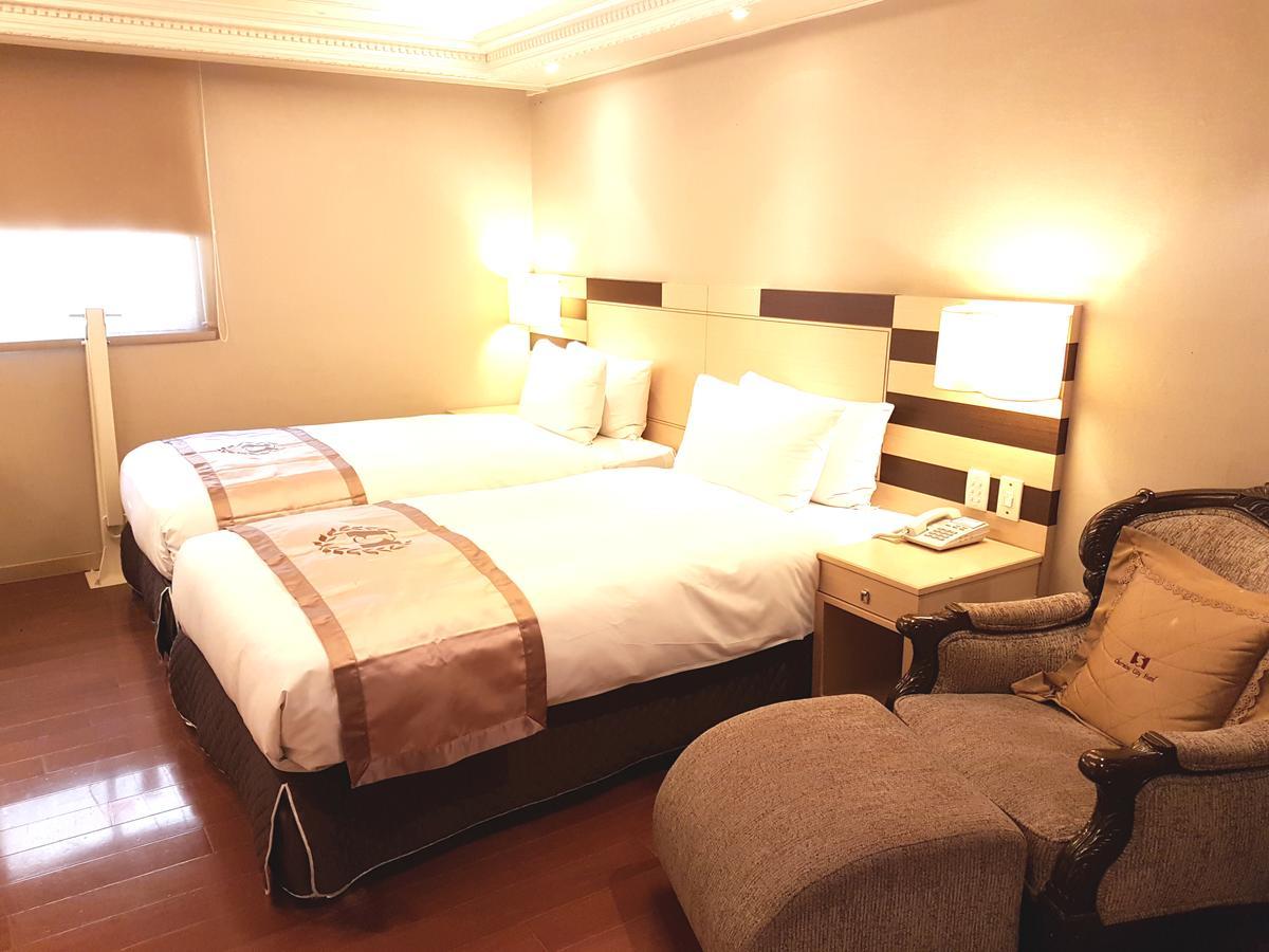 Charming Castle Hotel Đài Bắc Ngoại thất bức ảnh