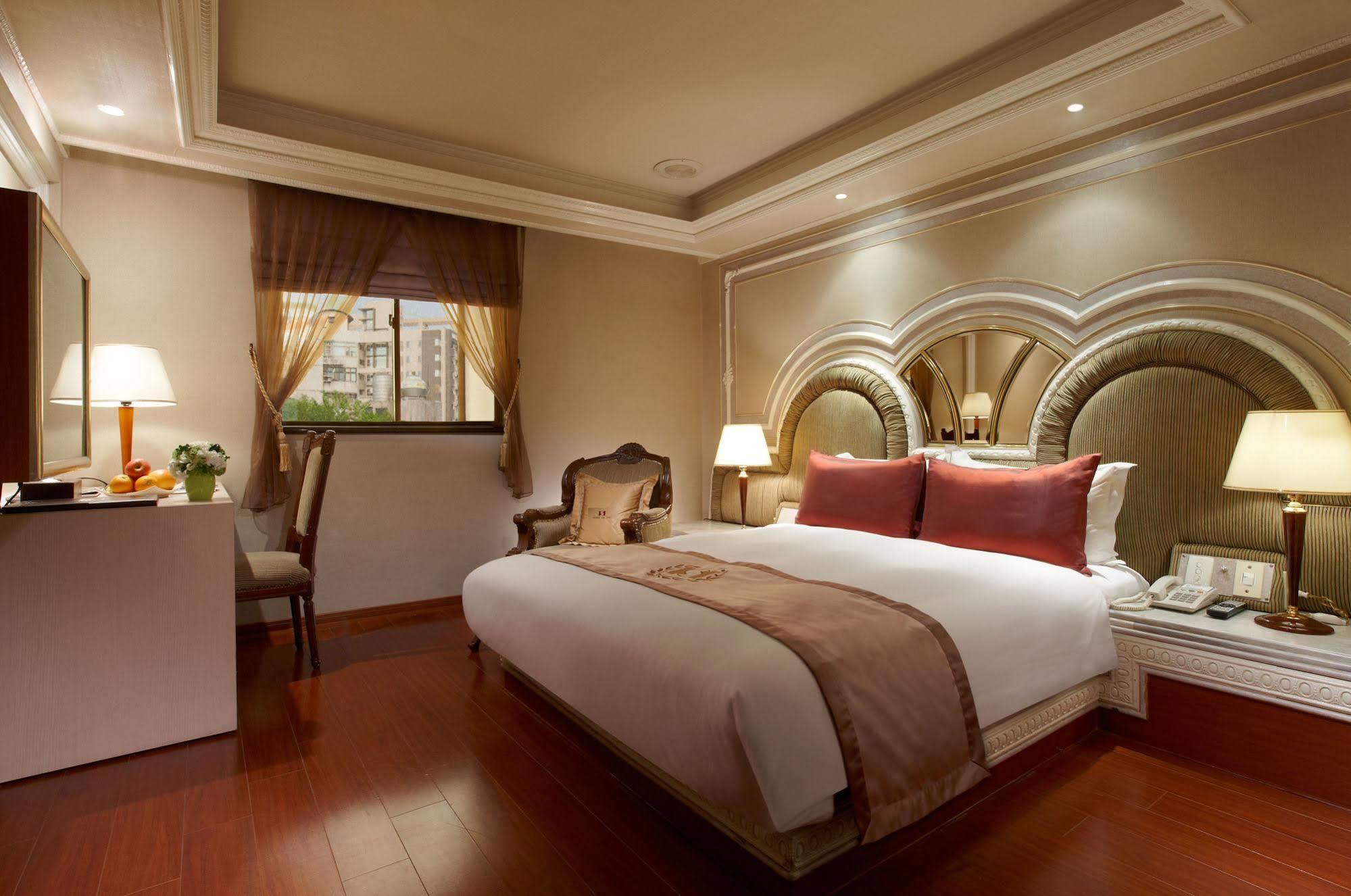 Charming Castle Hotel Đài Bắc Ngoại thất bức ảnh